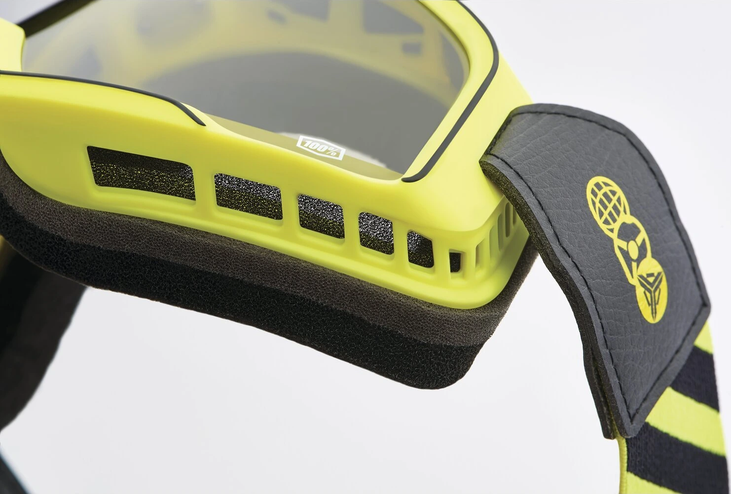 100% Barstow goggle The Arsenale smoke lens, Yellow