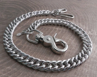 Amigaz Coil Wallet Chain 16"
