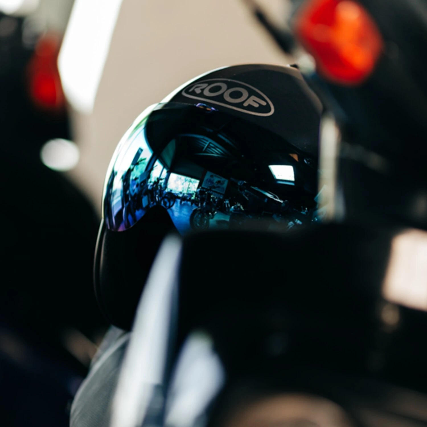 Roof Boxer Alpha helmet, Black, M, Gloss