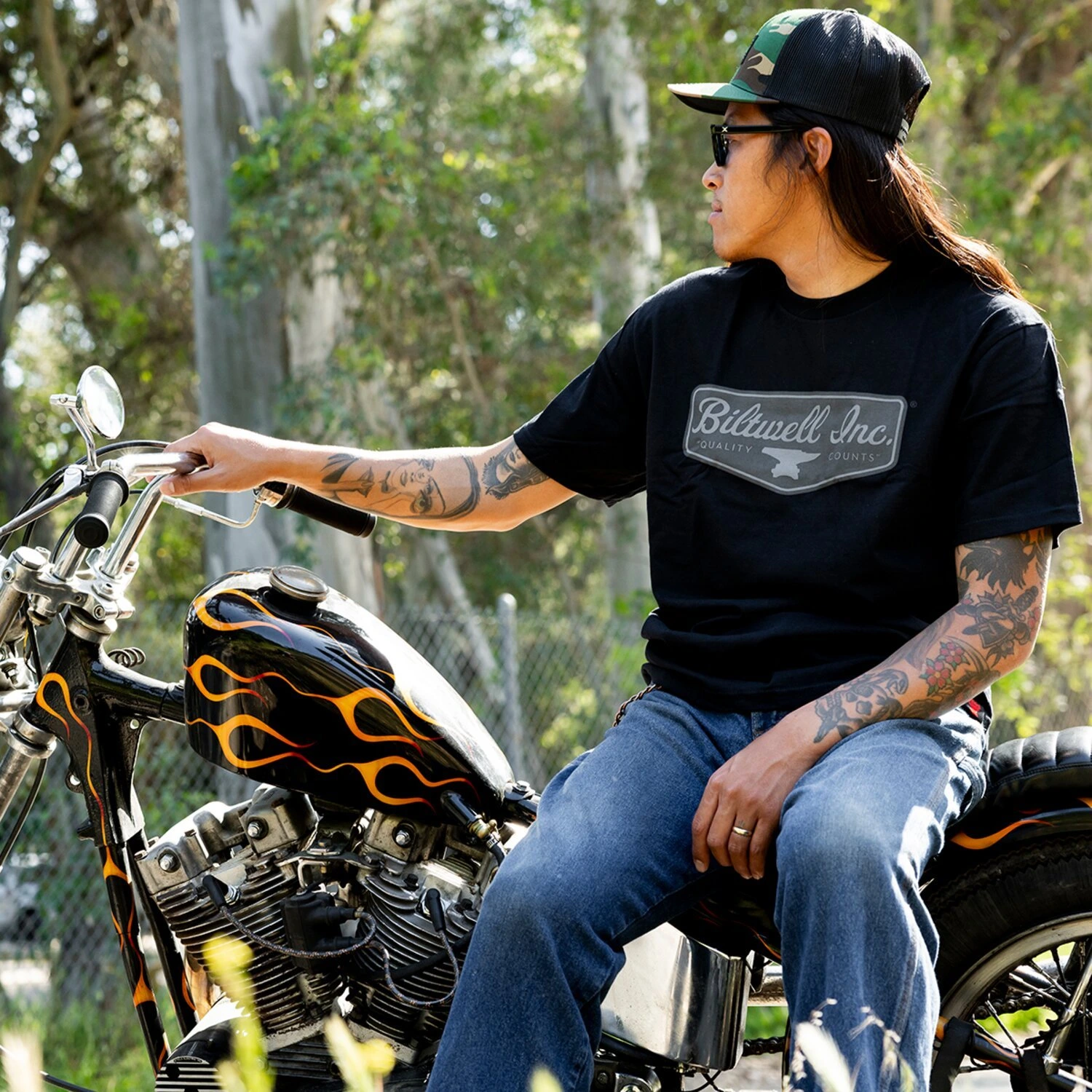 Biltwell Grey shield t-shirt, Black, S