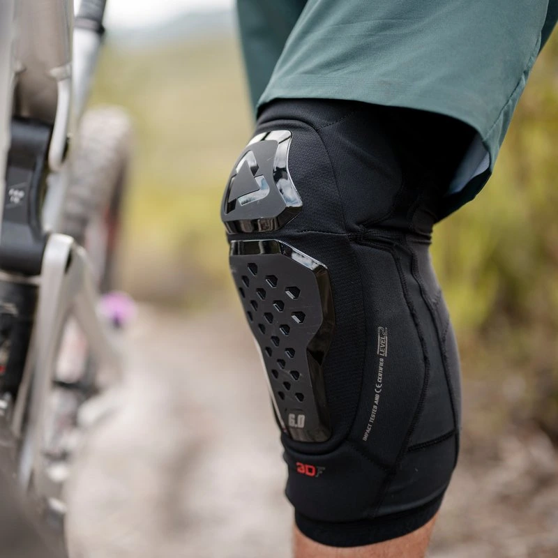 Leatt Knee Guard 6.0 Evo Black, S