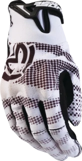 Black, White / Black, White