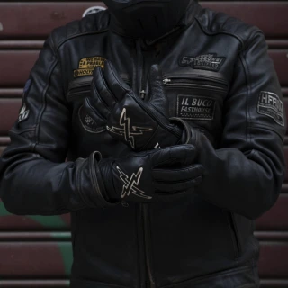 Holy Freedom Glemseck gloves