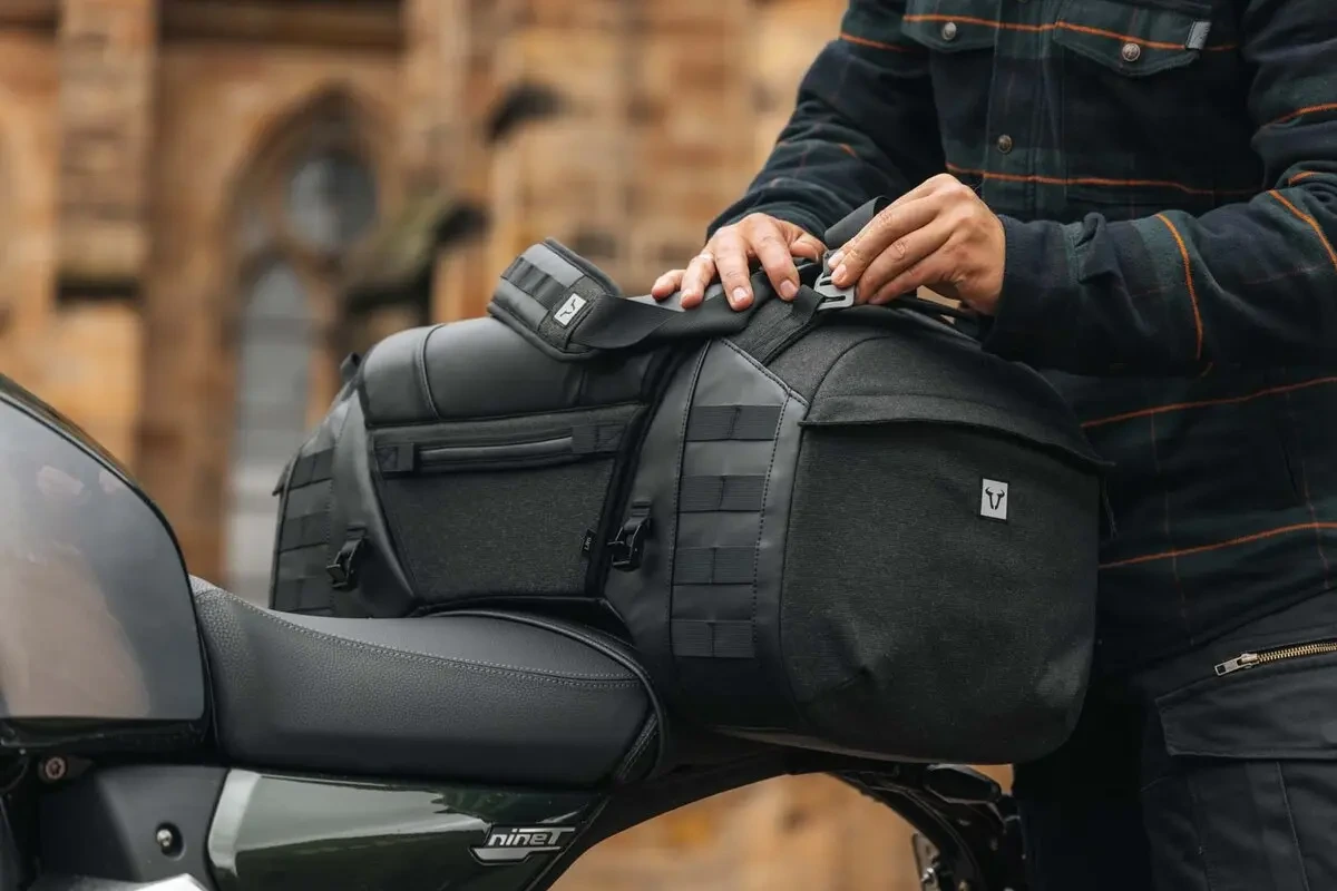 SHOULDER STRAP LEGEND LA12