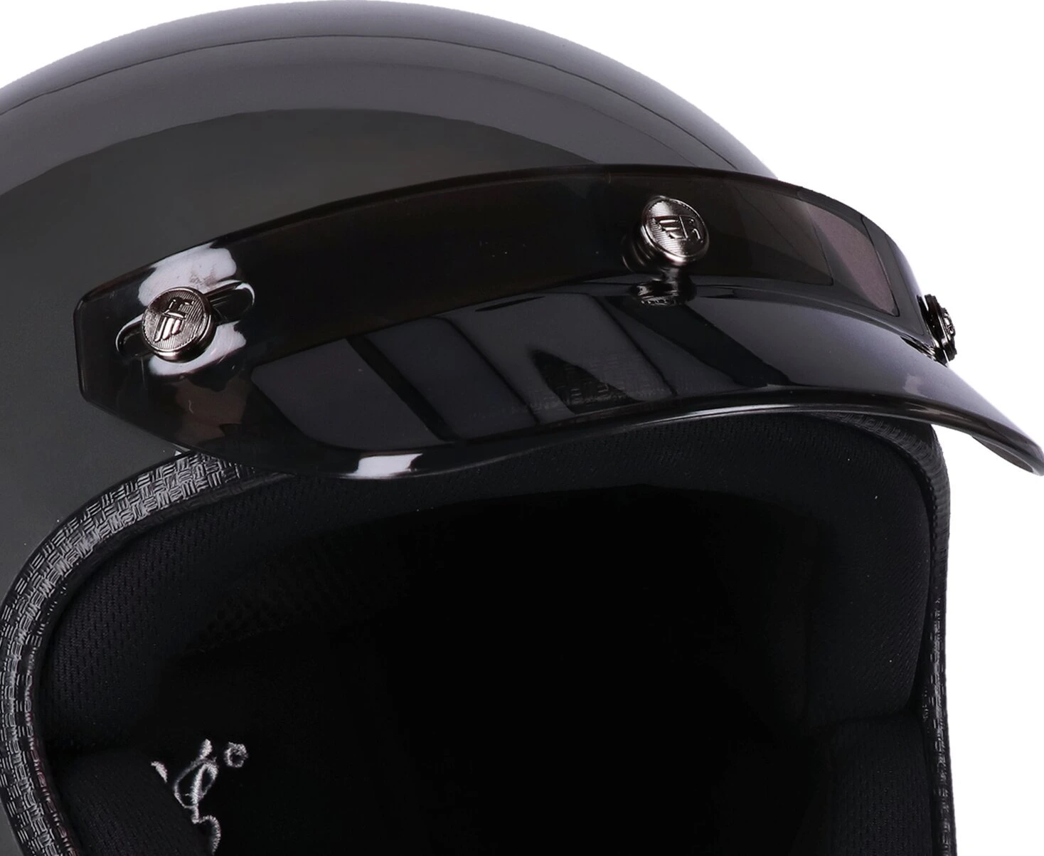 Roeg Jett translucent peak, Smoke