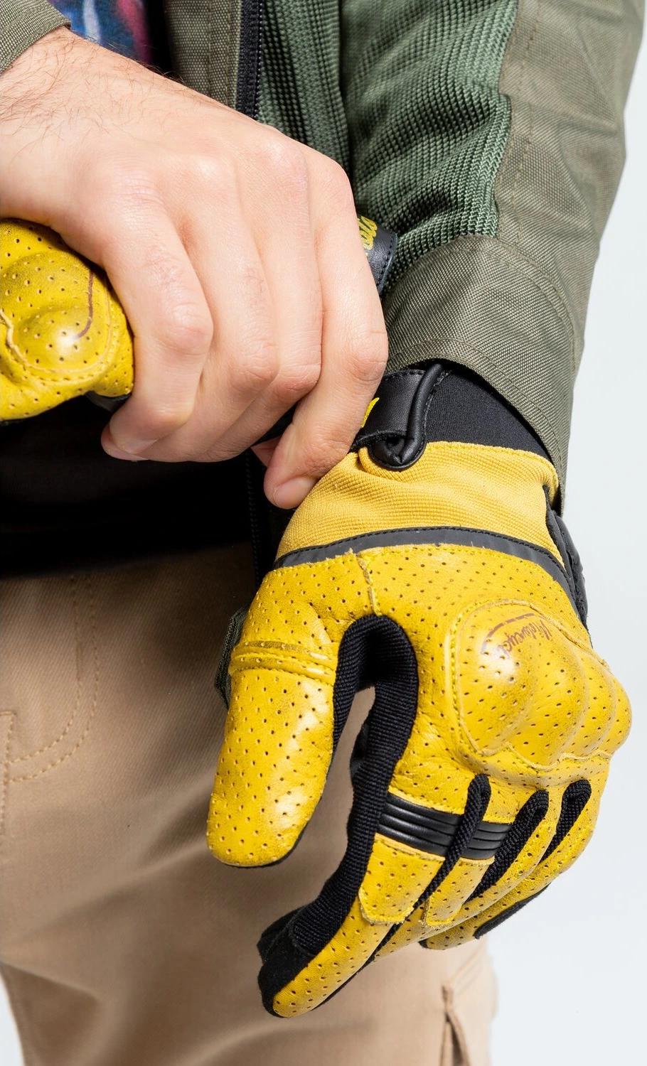 By City Tokio gloves, Yellow, M