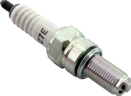 NGK süüteküünal C7E