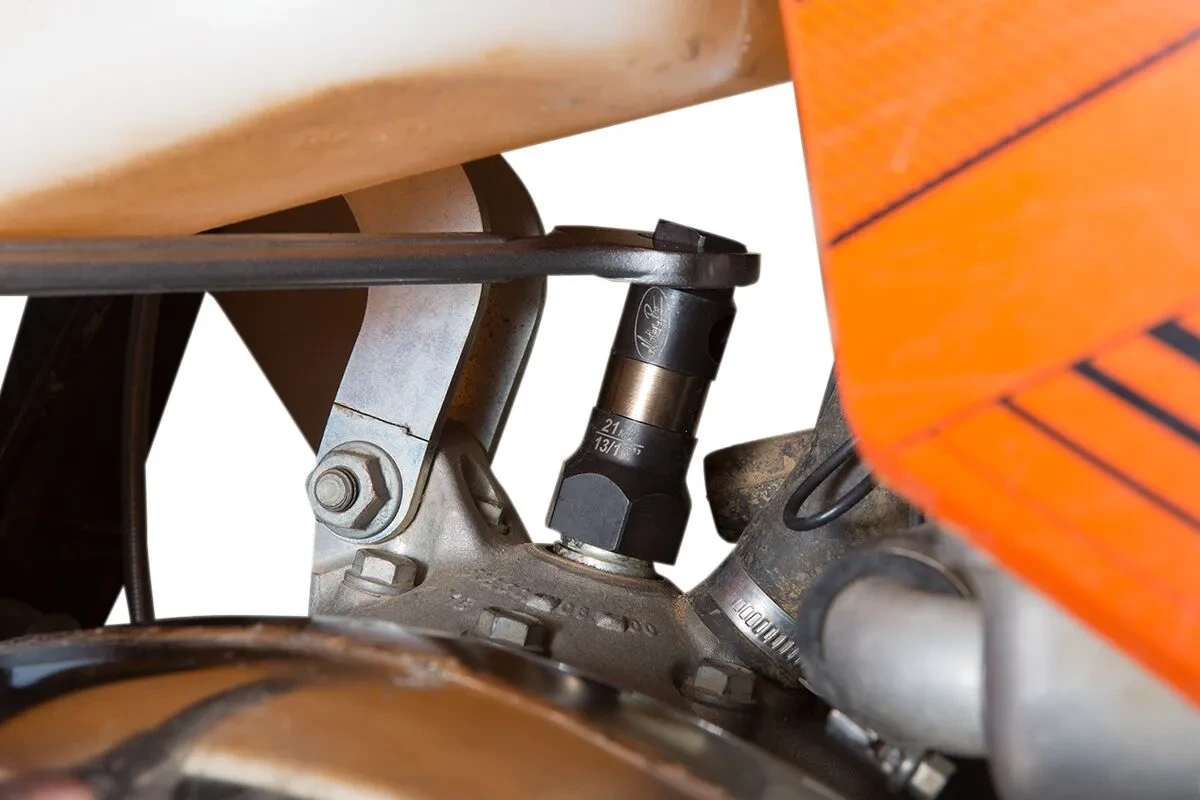 TOOL PRO süüteküünla padrun 21mm