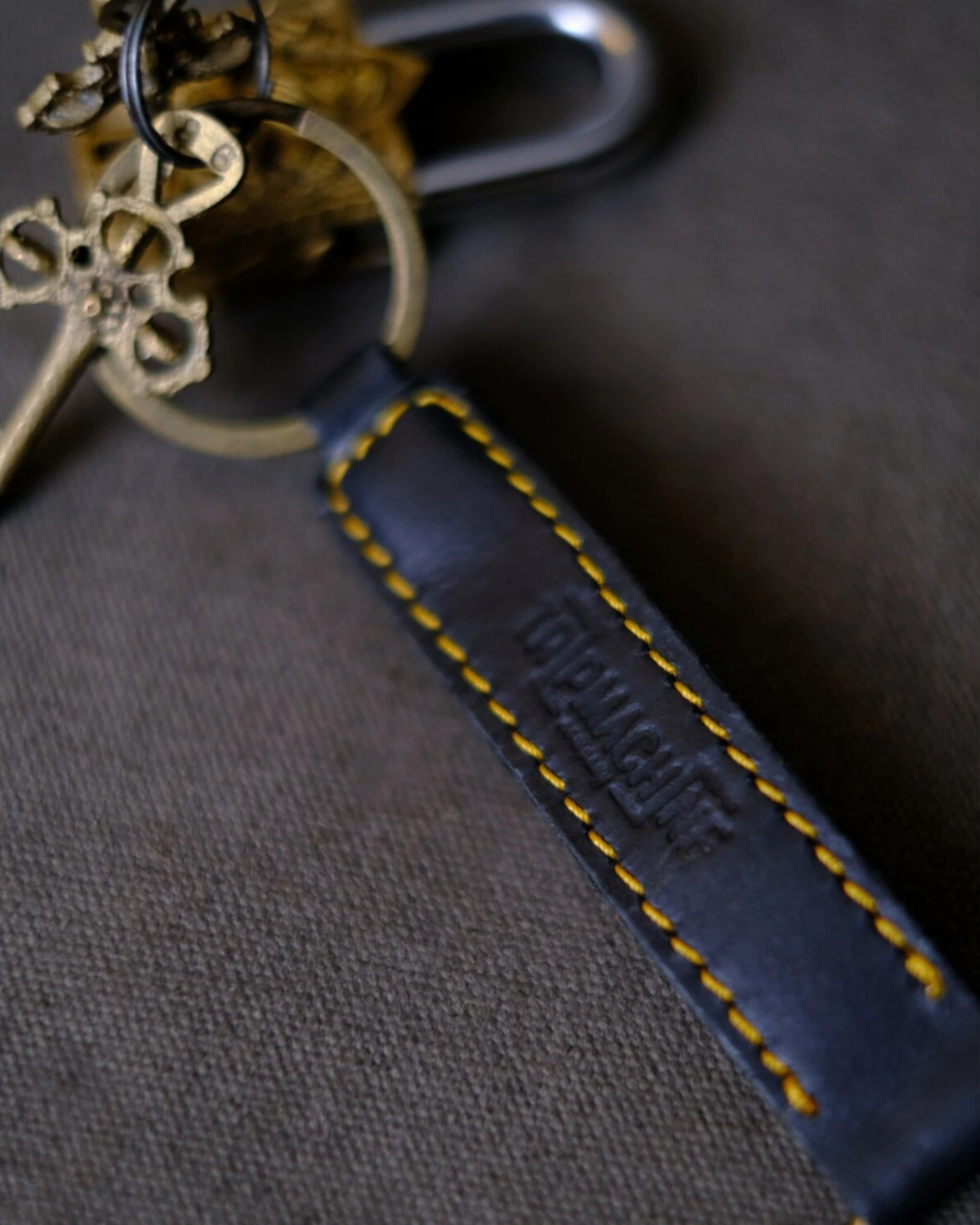 Trip Machine Classic keyring, Black