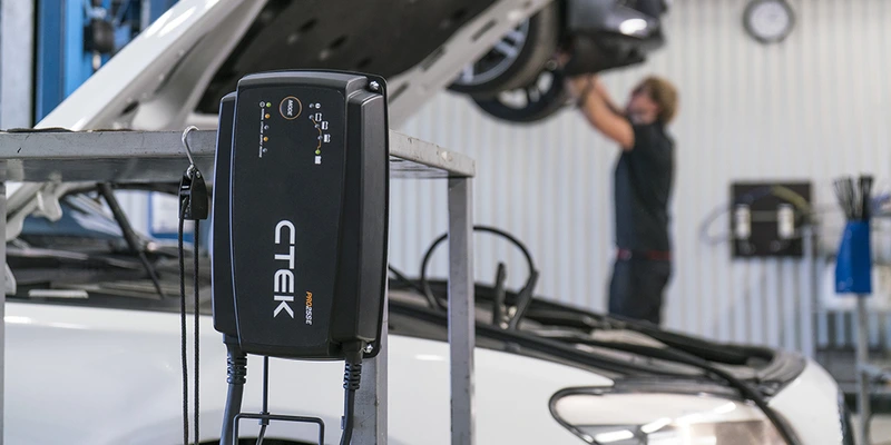 CTEK PRO25SE EU