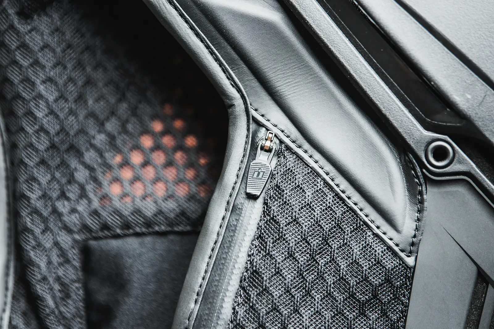 VEST FLD ARMOR3 STL S/M