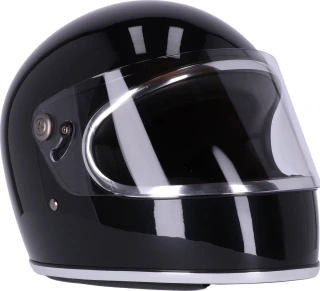 Roeg Chase helmet