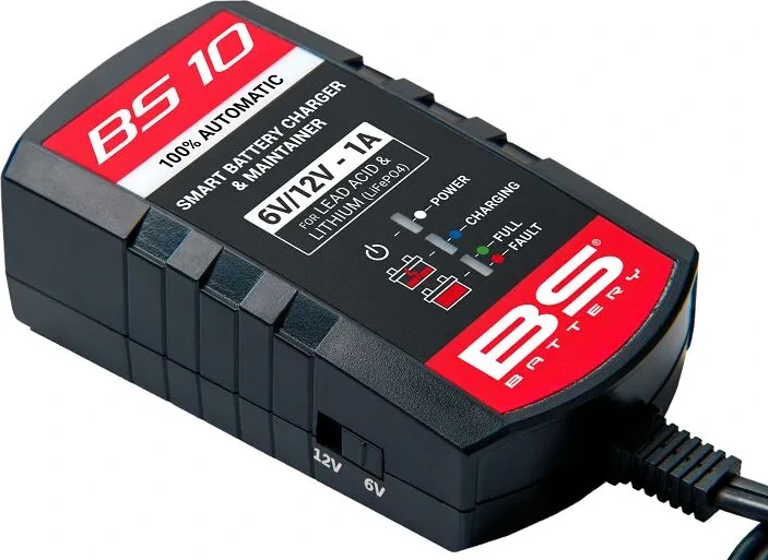 ĮKROVIKLIS BS10 6V/12V-1A - UK kištukas
