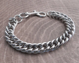 Amigaz Coil Chain Bracelet